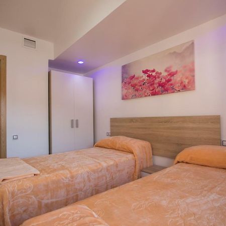 Beach, City Center And Entertainment Alicante Exterior foto
