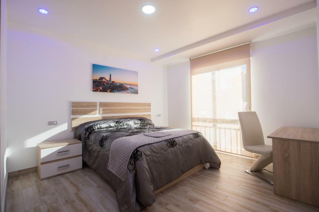 Beach, City Center And Entertainment Alicante Exterior foto