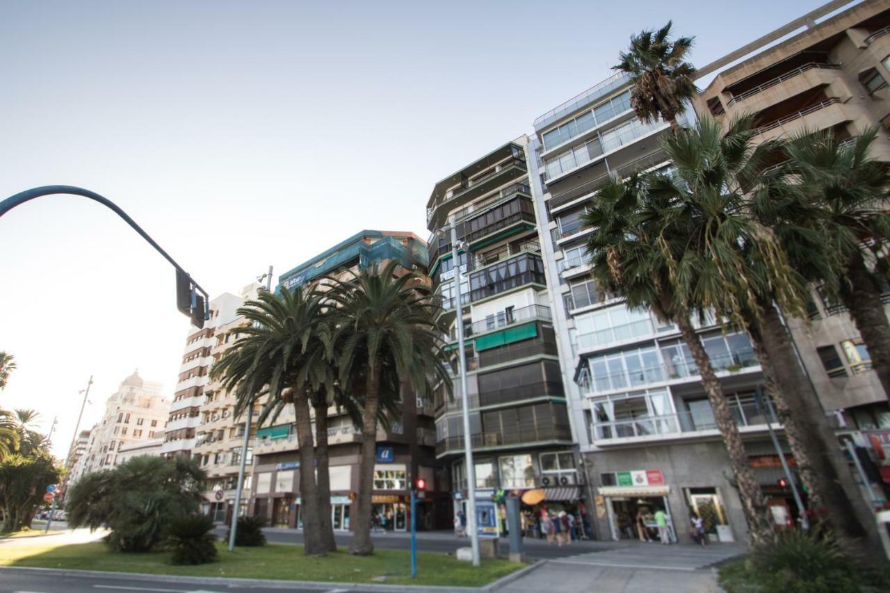 Beach, City Center And Entertainment Alicante Exterior foto
